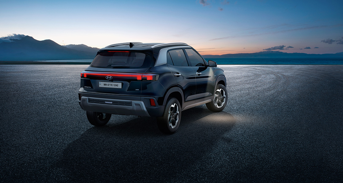 Hyundai new creta splashing the water