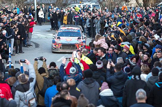 혹독한 조건과 도전