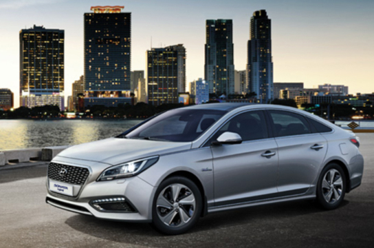 sonata-hybrid 03