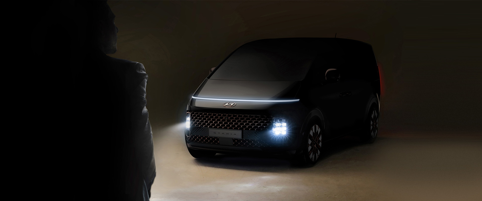 Hyundai Motor Offers First Peek at STARIA, New MPV with Premium and Futuristic Design