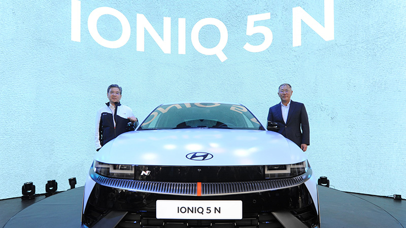  IONIQ5N_On Stage_01