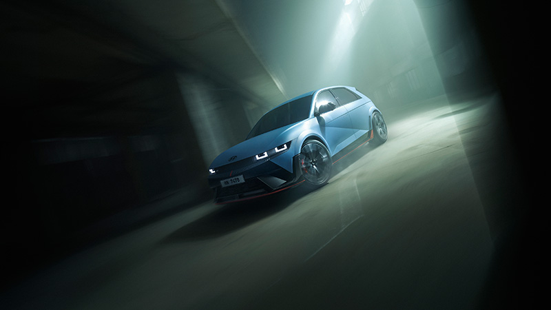 IONIQ5N_Exterior_Driving_Warehouse_Front_02