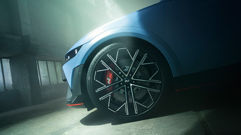  IONIQ5N_Exterior_Static_Warehouse_Detail_Wheel