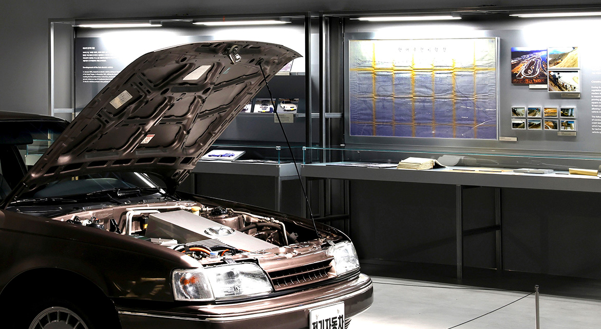 Hyundai Motor's first EV prototype based on Sonata Y2