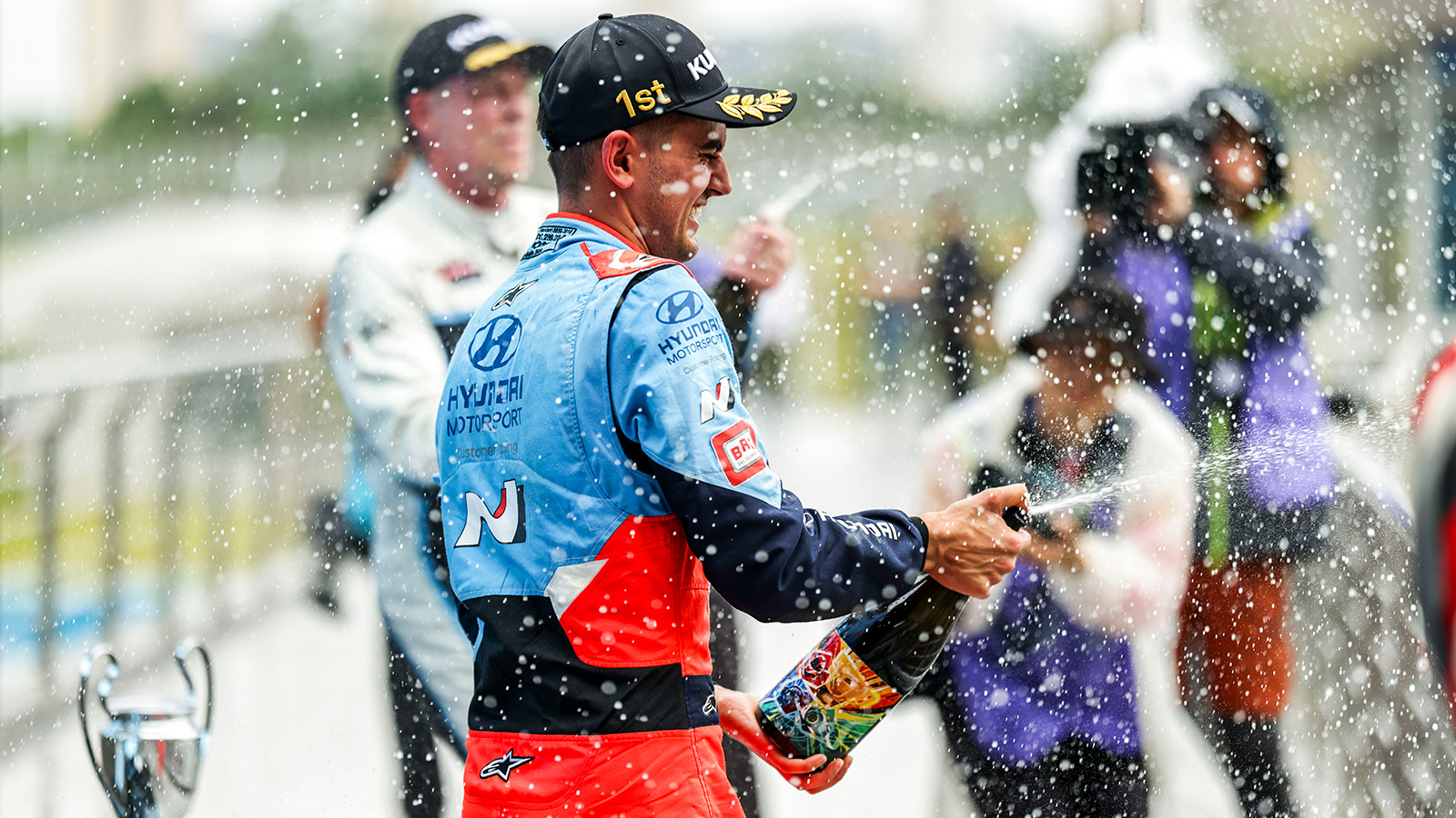 Hyundai Retains FIA TCR World Tour Championship Lead with Victory in China