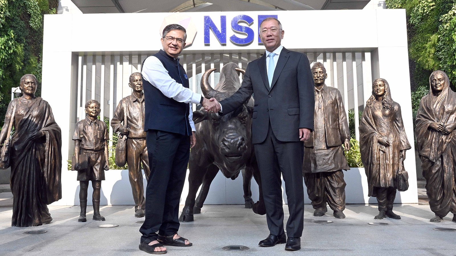 Hyundai Motor India Makes History with India’s Largest IPO and Plans to Expand Investment and Localize EV Supply Network