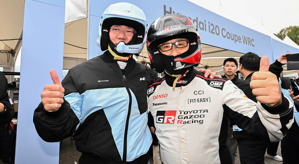 performance run of Euisun Chung and Akio Toyoda