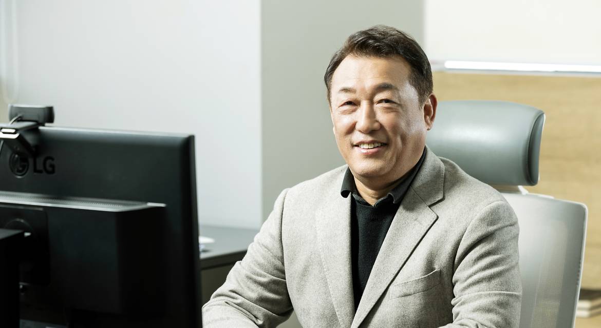 Jun Young Choi, President of Kia Corporation