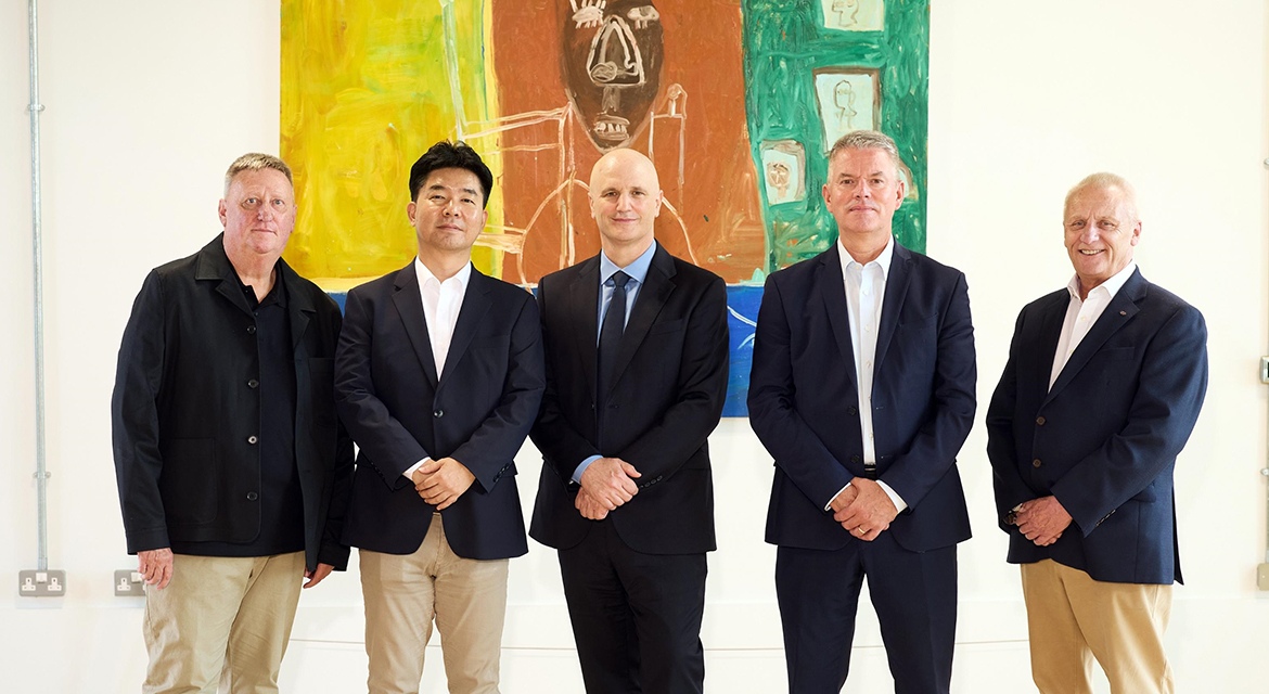 From left; Professor Dale Harrow, Chair of Intelligent Mobility Design Centre and Head of Intelligent Mobility Design Programme; Rae Wook Hong, Vice President and Head of Global Design Management Team at Hyundai Motor Group; Christopher Lindner, President and Vice-Chancellor of Royal College of Art; Paul Philpott, President and CEO of Kia UK; Nick Tunnell Director of Business Transformation and Systems of Hyundai UK