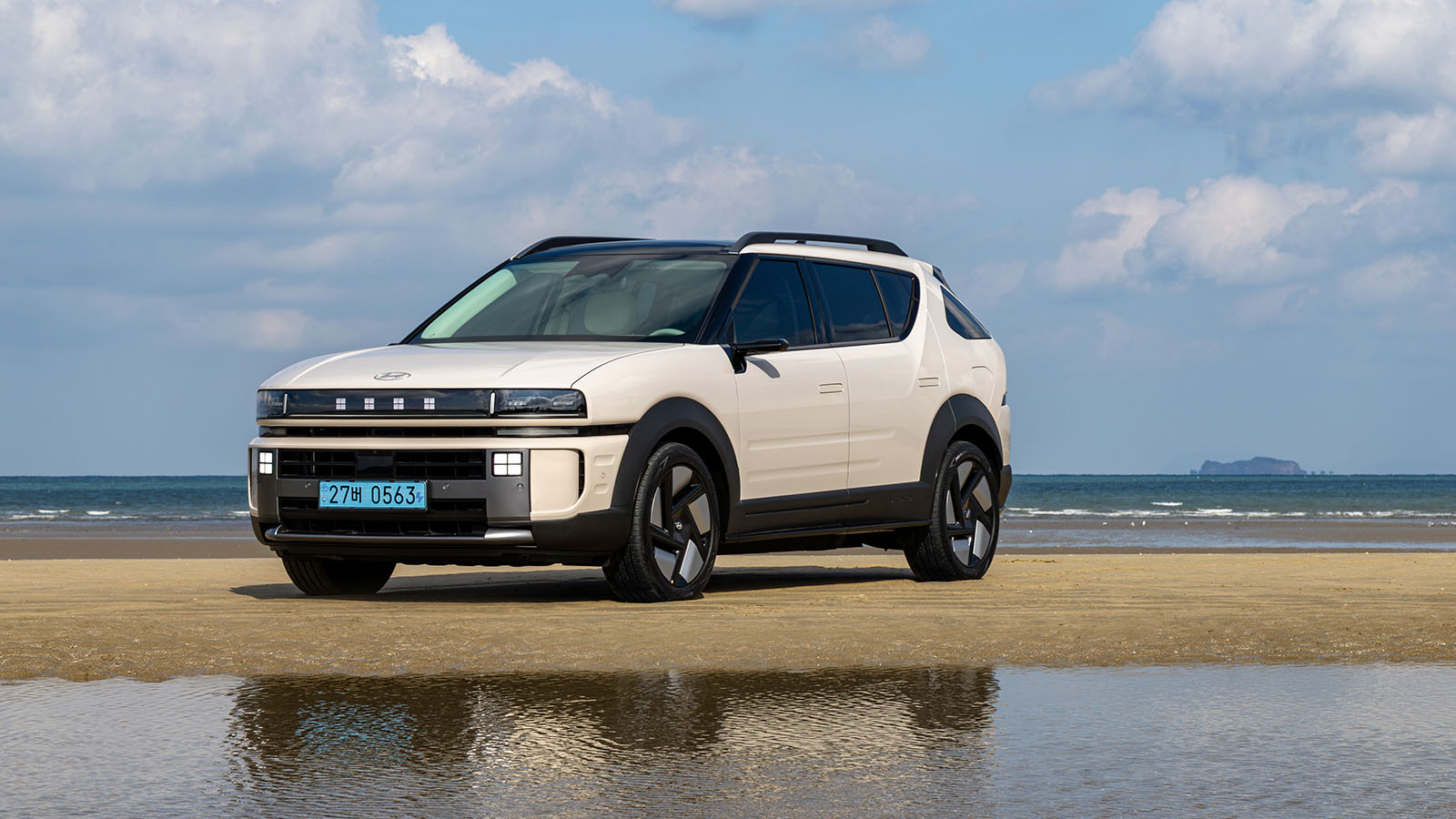 NEXO front three quarter