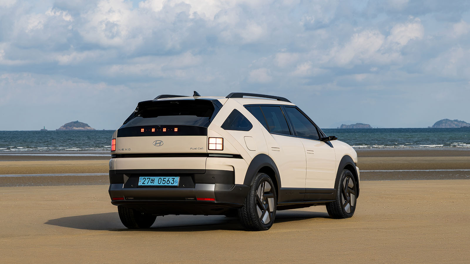 NEXO rear three quarter