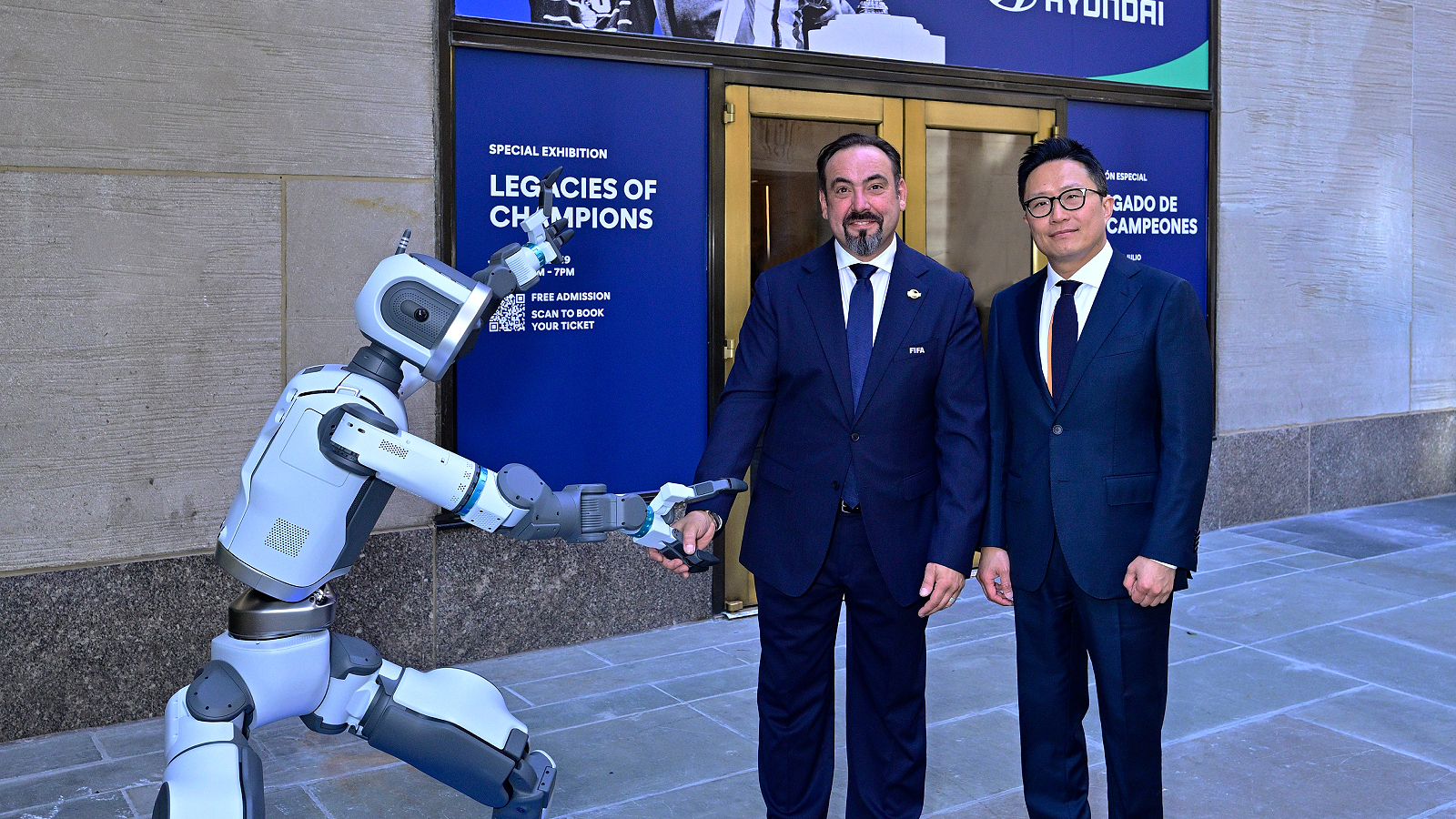 From left: Marco Fazzone, Managing Director, FIFA Museum; Sungwon Jee, Executive Vice President and Global Chief Marketing Officer, Hyundai Motor Company